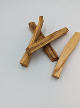 Load image into Gallery viewer, Certified Premium Organic Peruvian Palo Santo